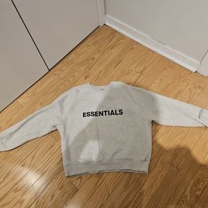 ESSENTIALS crew neck sweatshirt